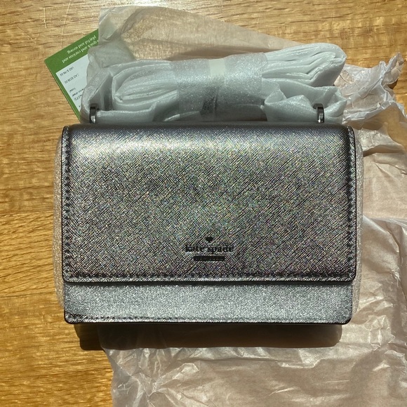 kate spade Handbags - Kate Spade Crossbody Bag